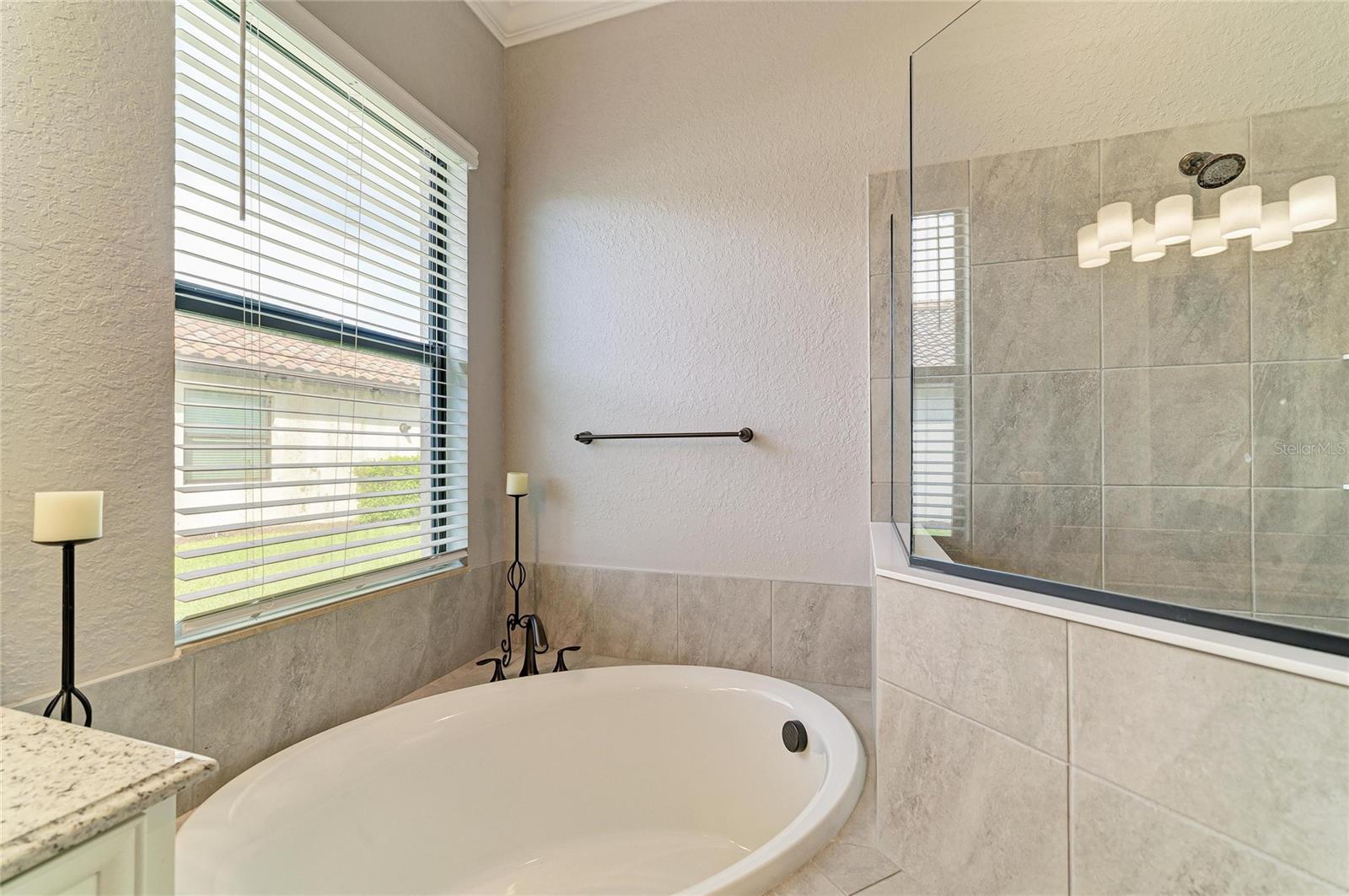 LAKEWOOD NATIONAL - Residential