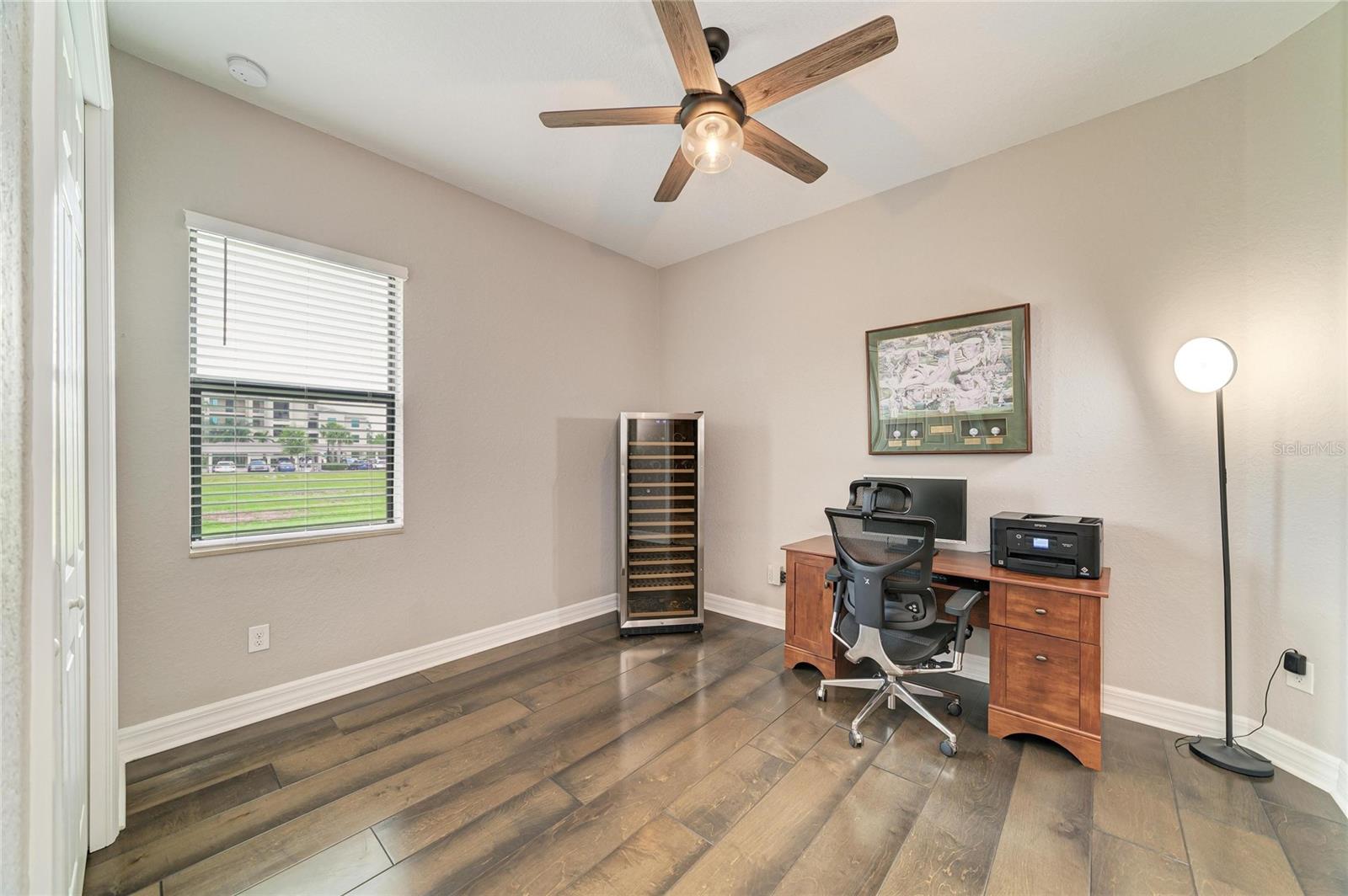 LAKEWOOD NATIONAL - Residential