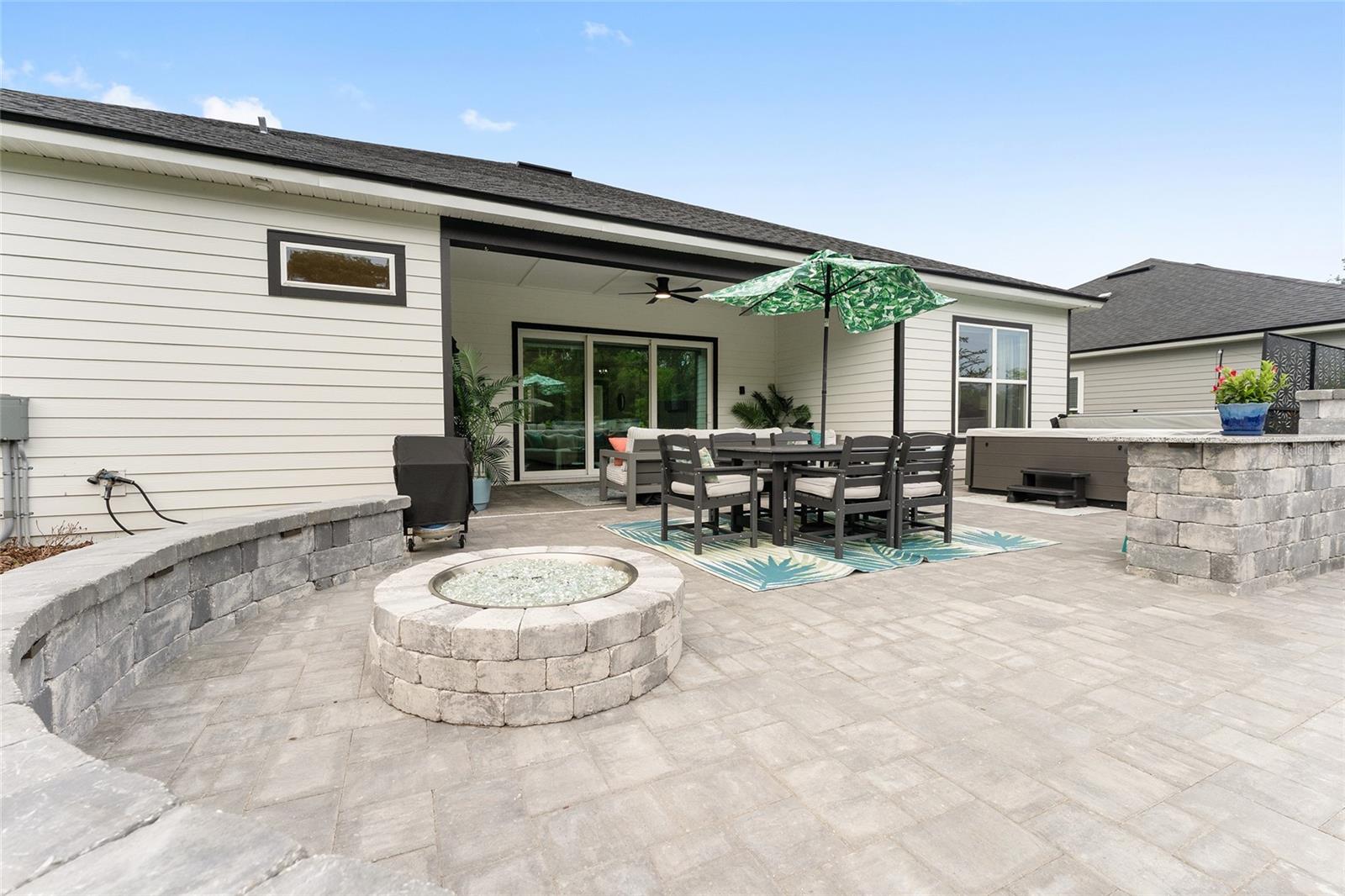 OAKMONT PH 3 PB 35 PG 60 - Residential