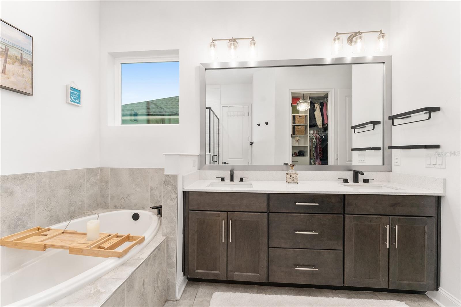 OAKMONT PH 3 PB 35 PG 60 - Residential