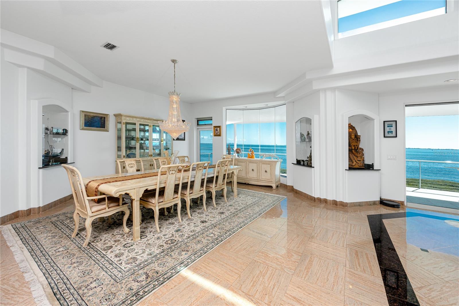 ESPLANADE ON THE BAY - Residential