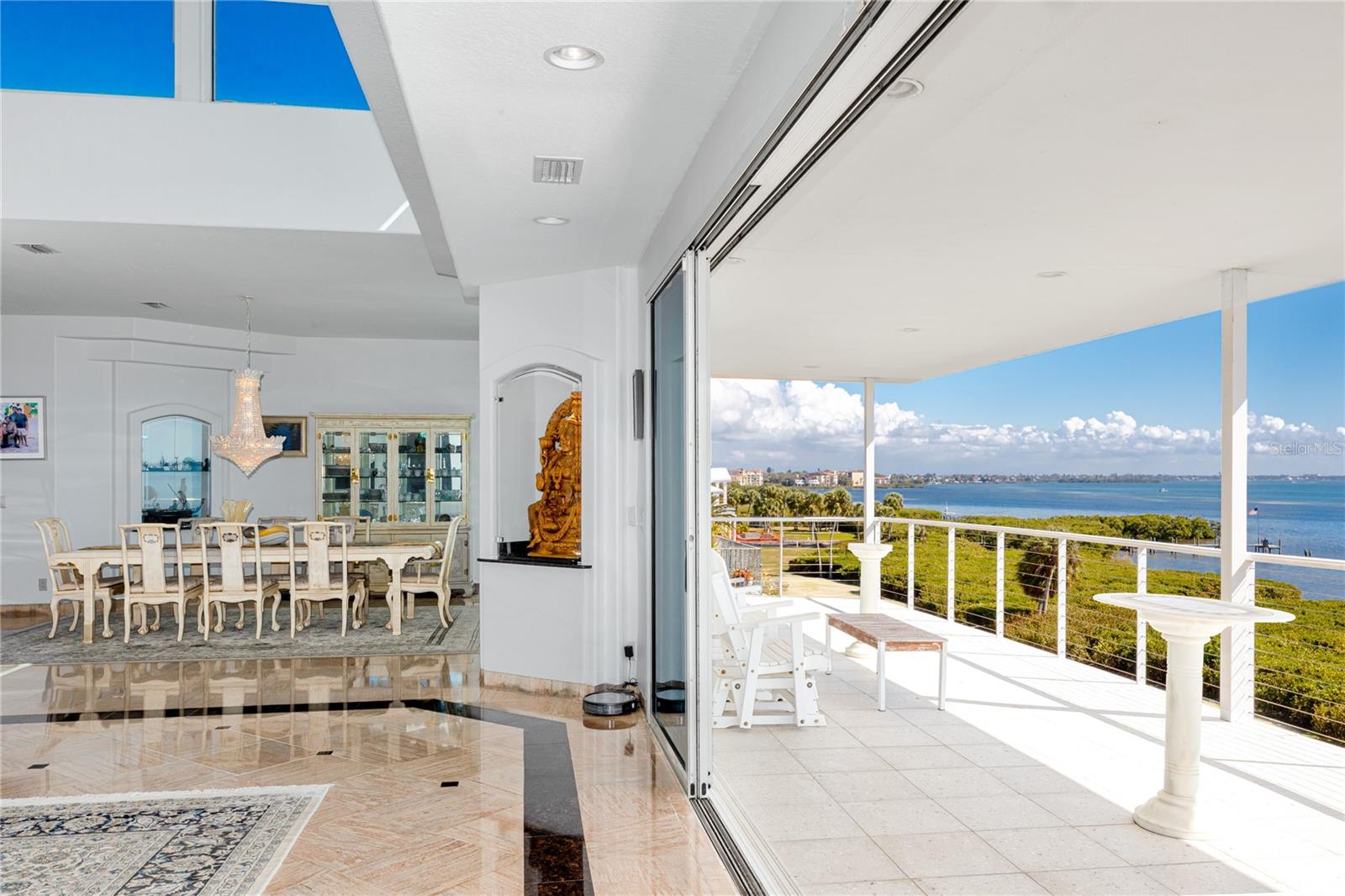 ESPLANADE ON THE BAY - Residential
