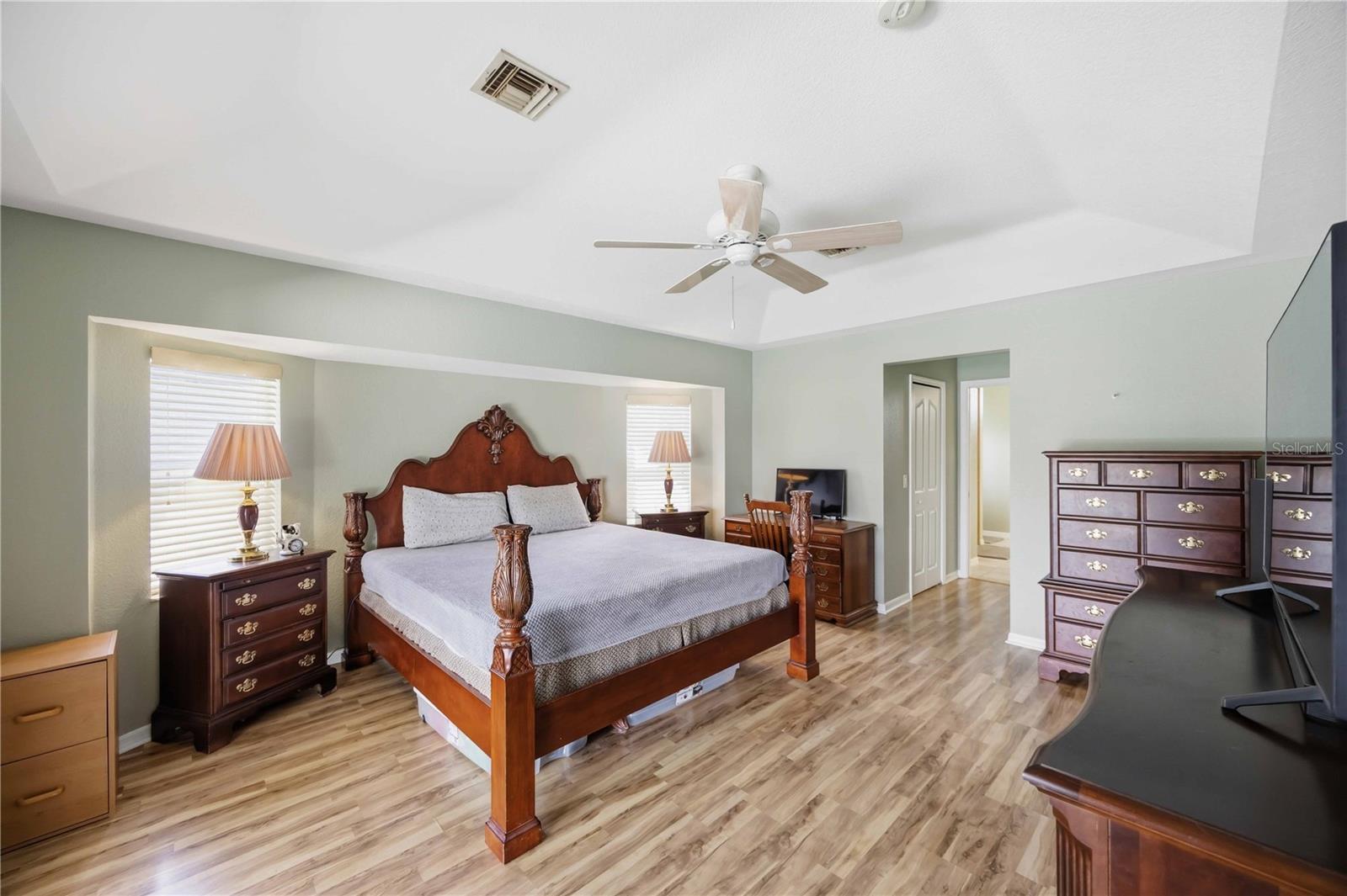 SOUTH GULF COVE - Residential