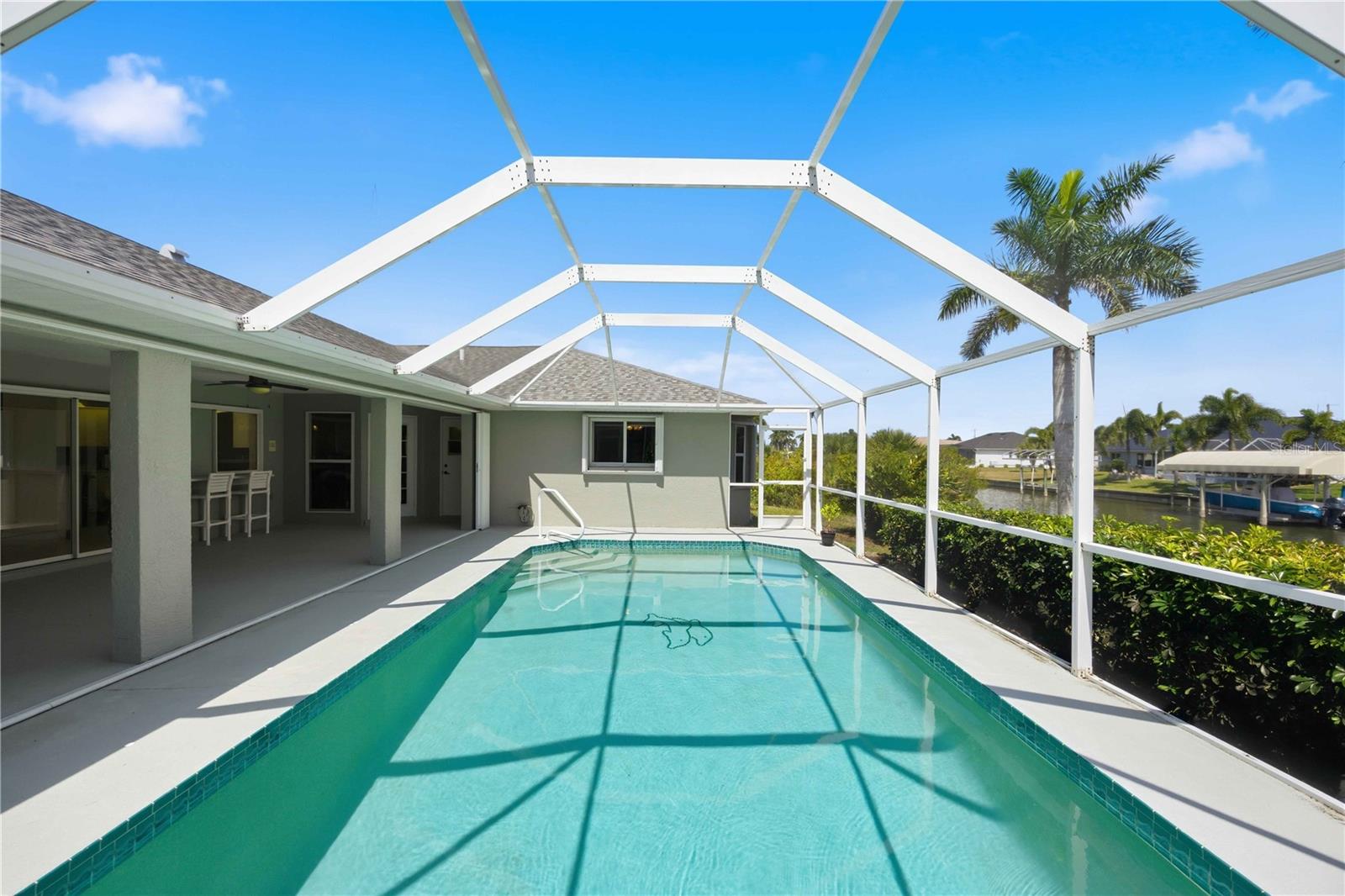 SOUTH GULF COVE - Residential