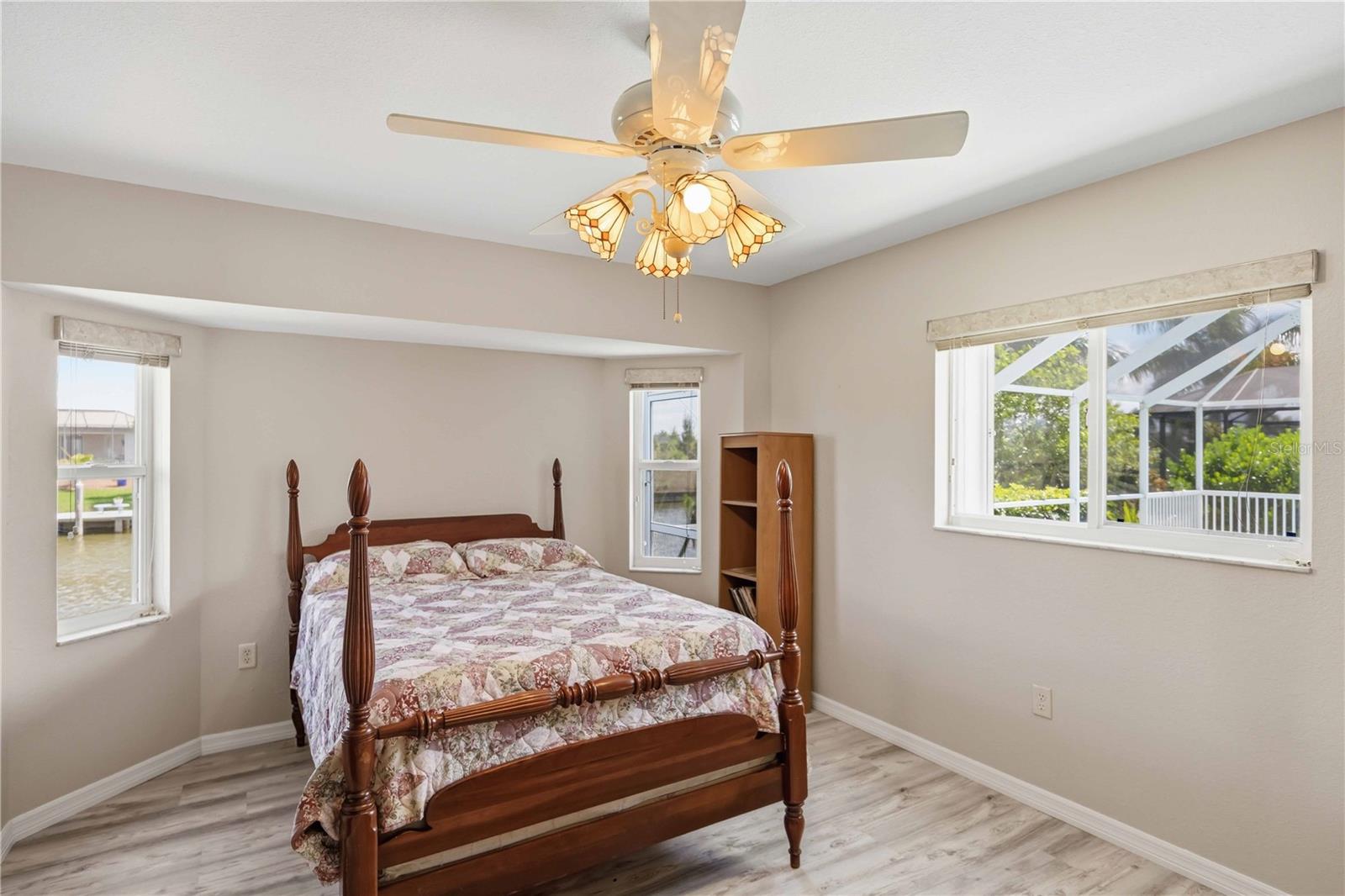 SOUTH GULF COVE - Residential