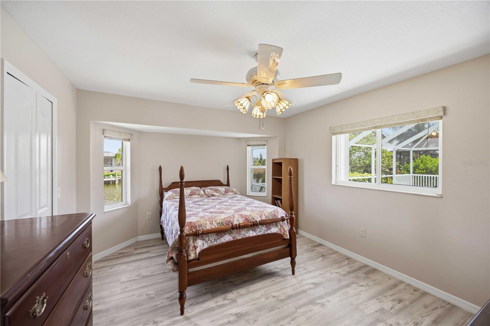 SOUTH GULF COVE - Residential