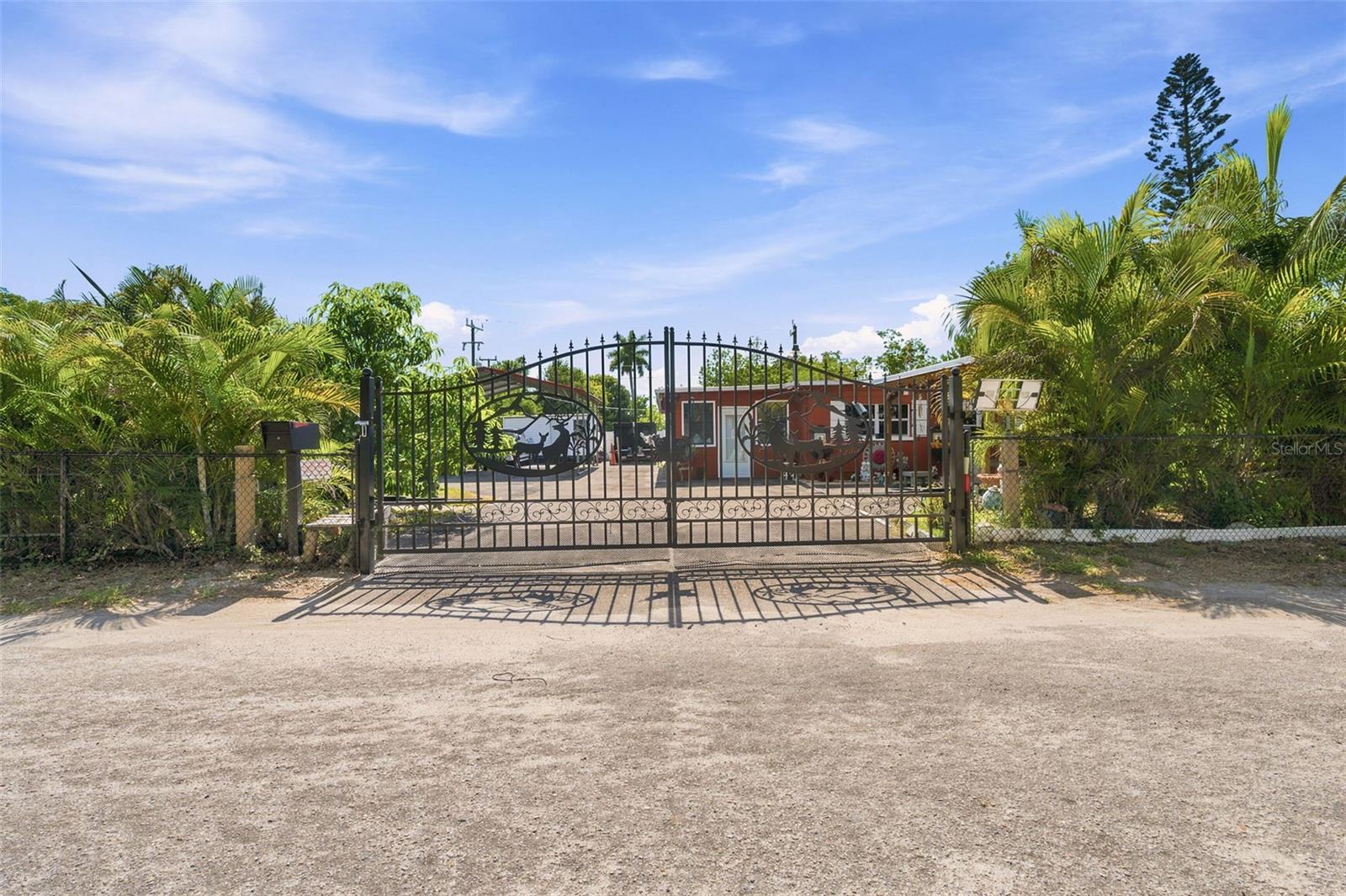 J Q LOGUE PROP - Residential