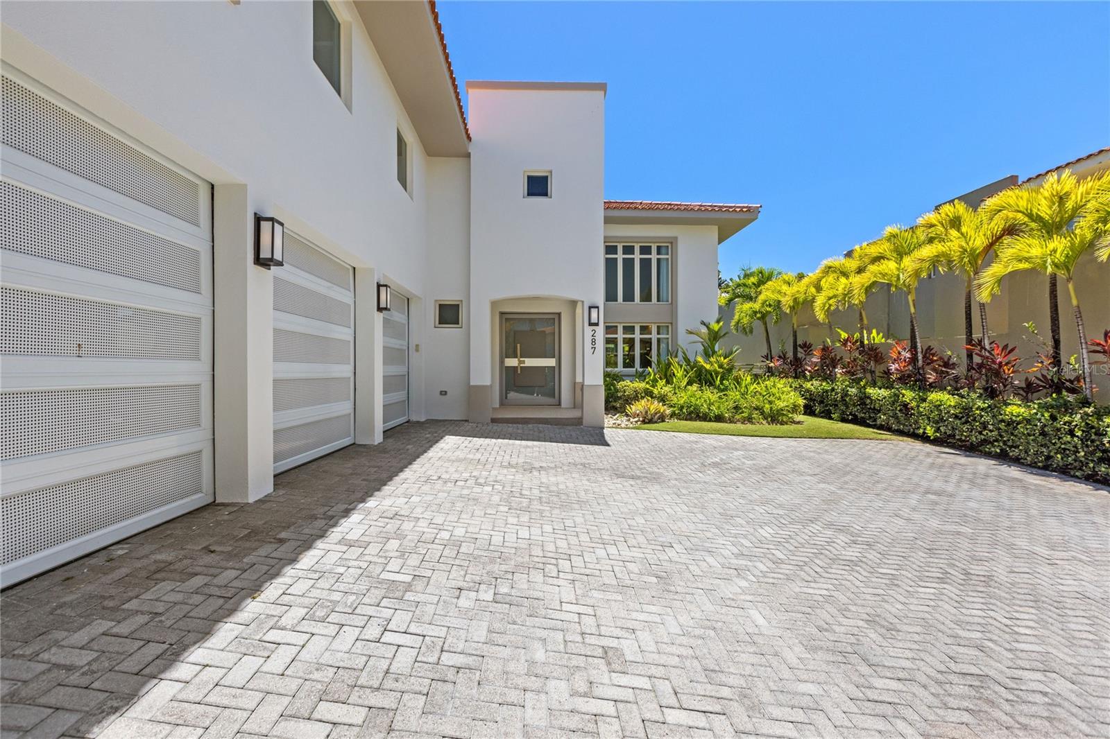 DORADO BEACH EAST - Residential