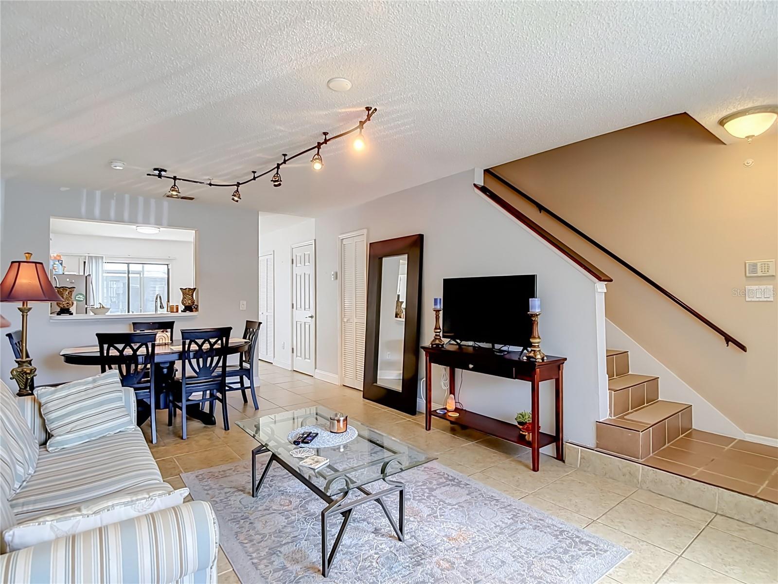 FAIRCREST III A CONDO - Residential