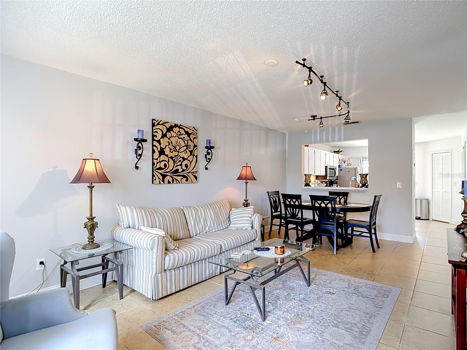 FAIRCREST III A CONDO - Residential