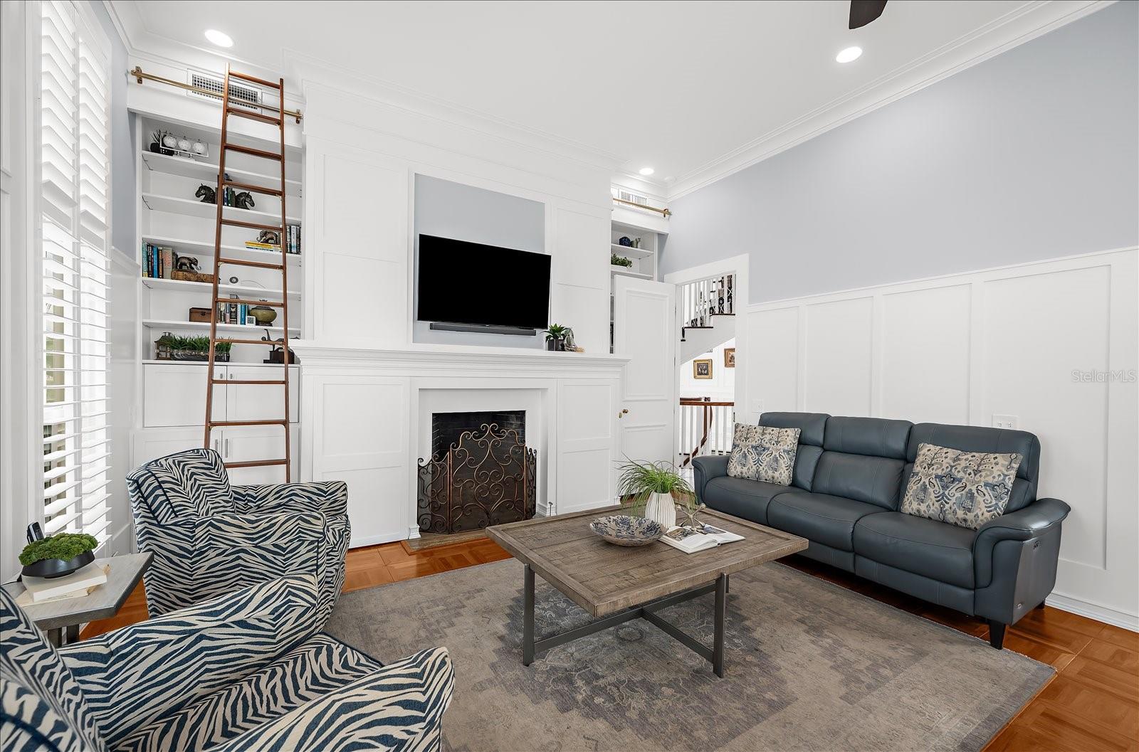 MANDALAY - Residential