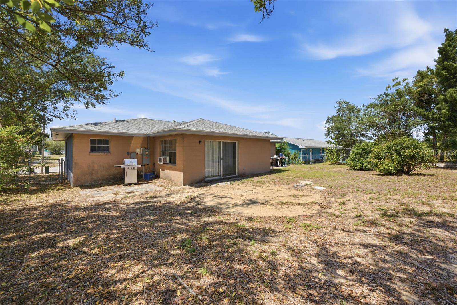 SPRING HILL - Residential