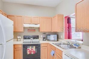 RESERVE/LAKEVIEW CONDO - Residential Lease