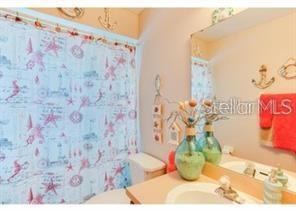 RESERVE/LAKEVIEW CONDO - Residential Lease