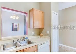 RESERVE/LAKEVIEW CONDO - Residential Lease