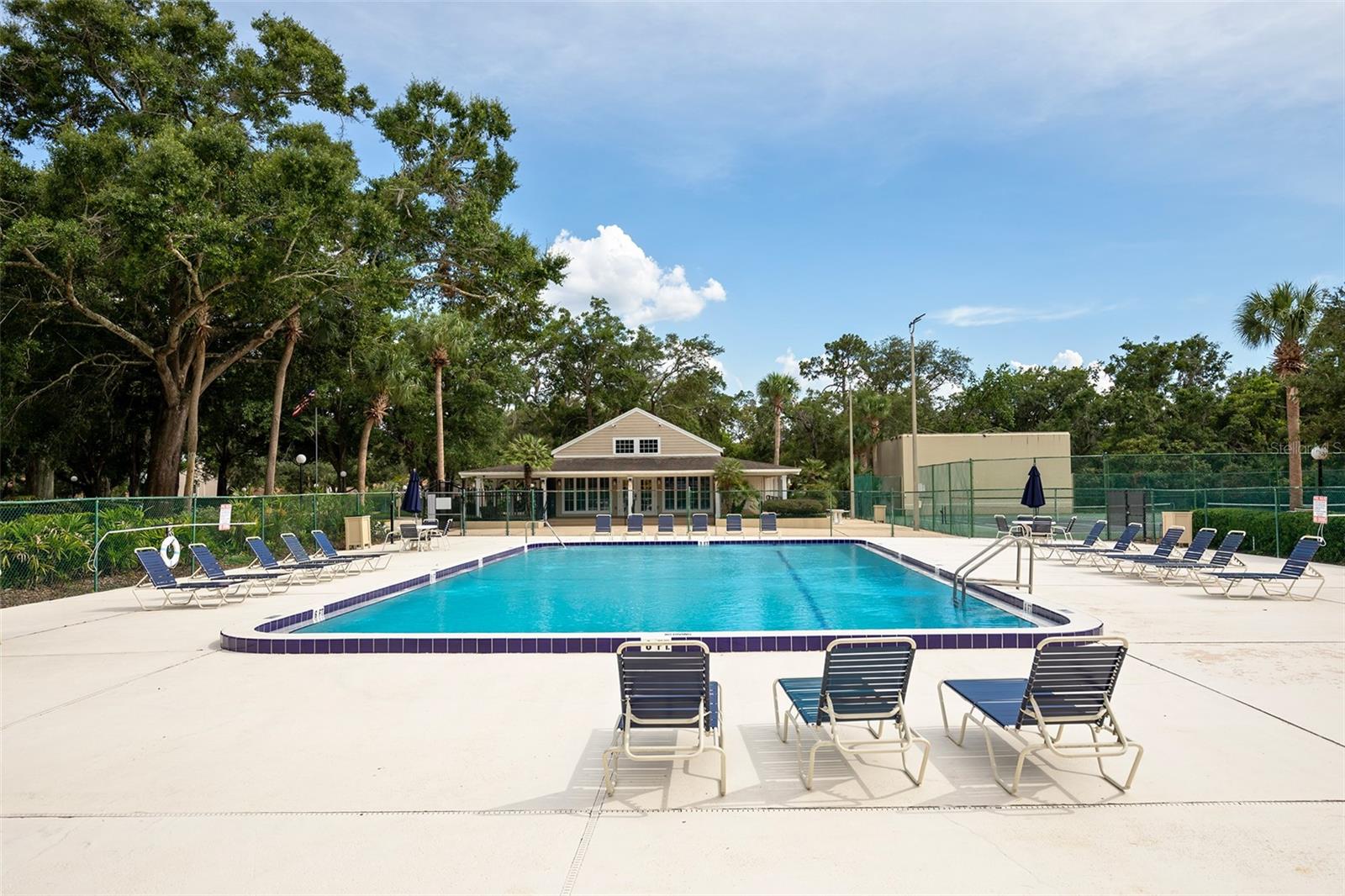 COUNTRY CREEK ESTATES - Residential
