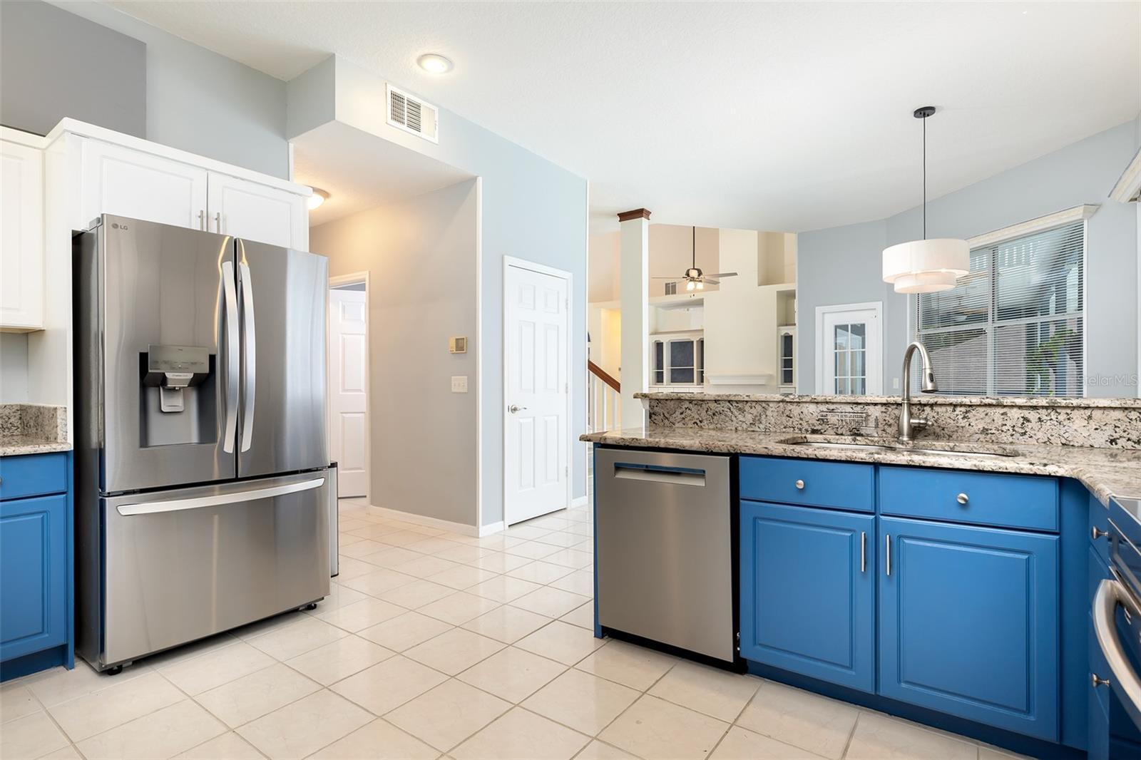 COUNTRY CREEK ESTATES - Residential