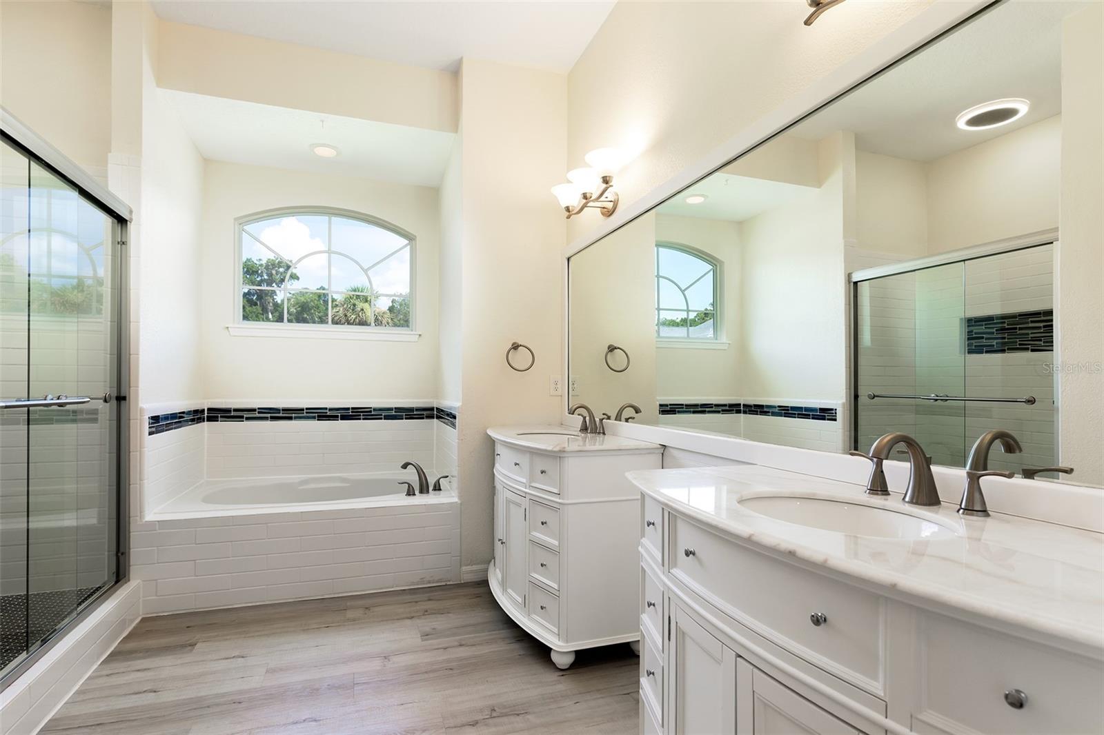 COUNTRY CREEK ESTATES - Residential