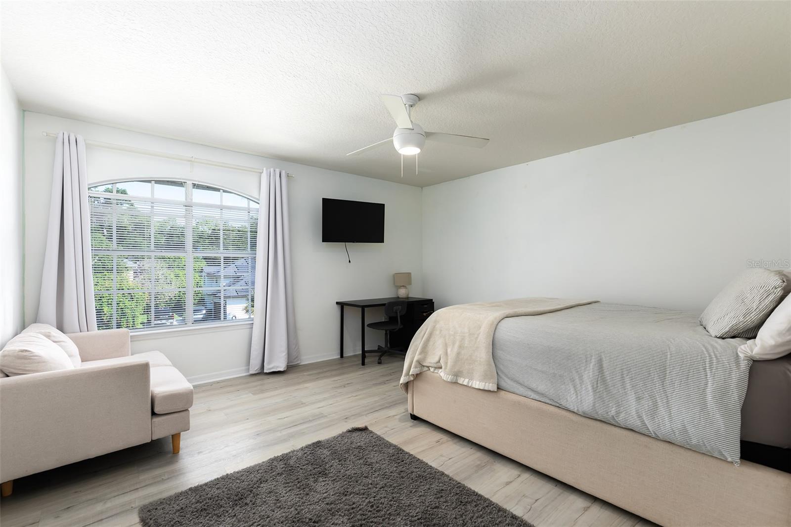 COUNTRY CREEK ESTATES - Residential