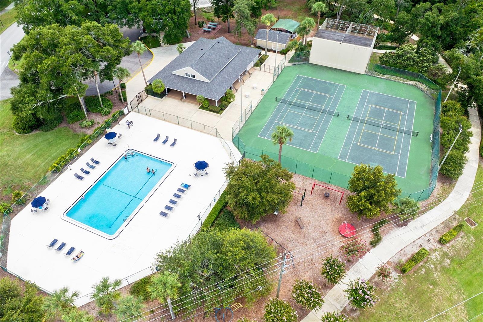 COUNTRY CREEK ESTATES - Residential