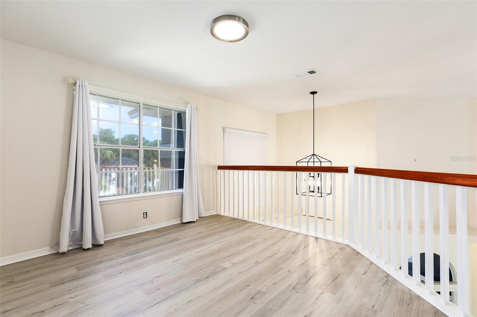 COUNTRY CREEK ESTATES - Residential