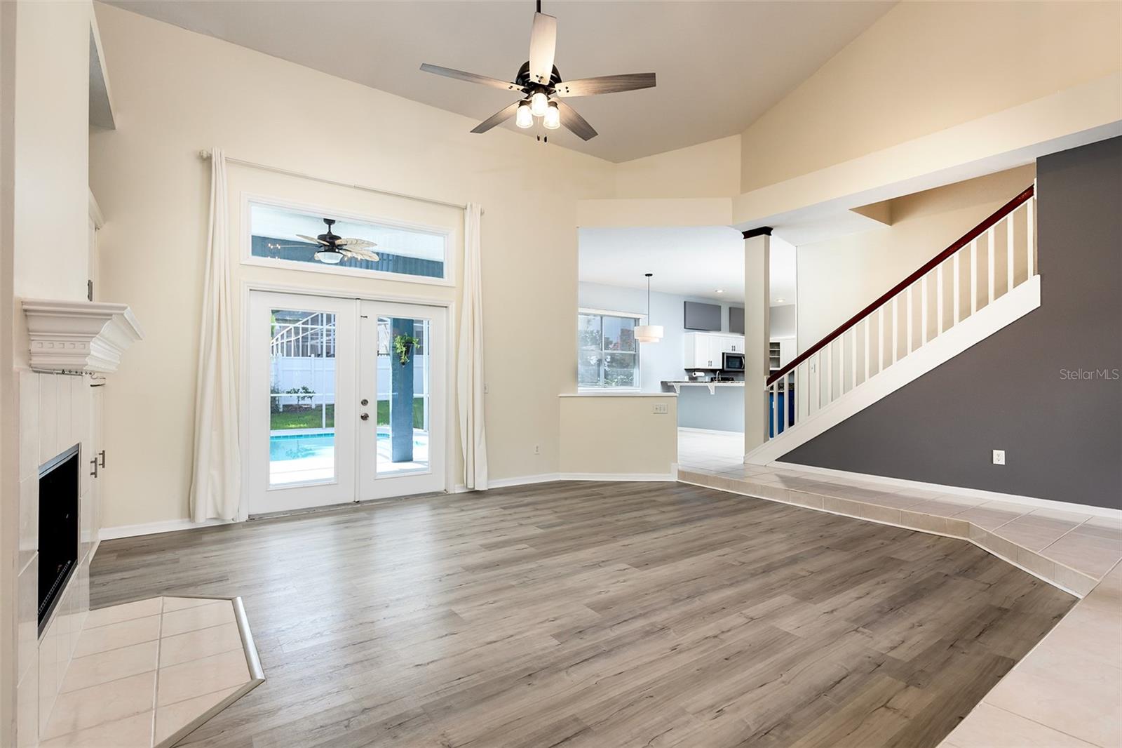 COUNTRY CREEK ESTATES - Residential