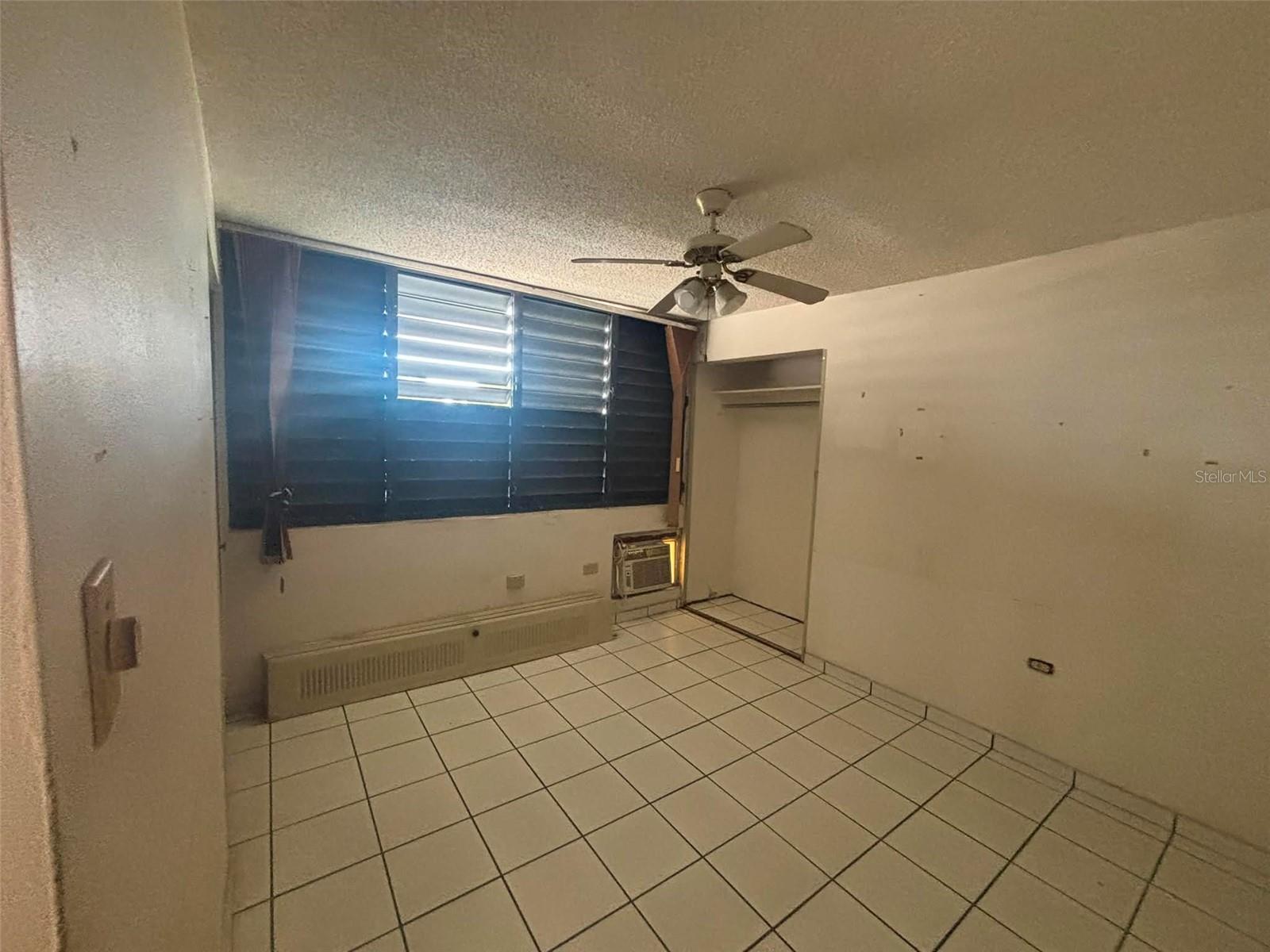 COND FRENCH PLAZA - Residential