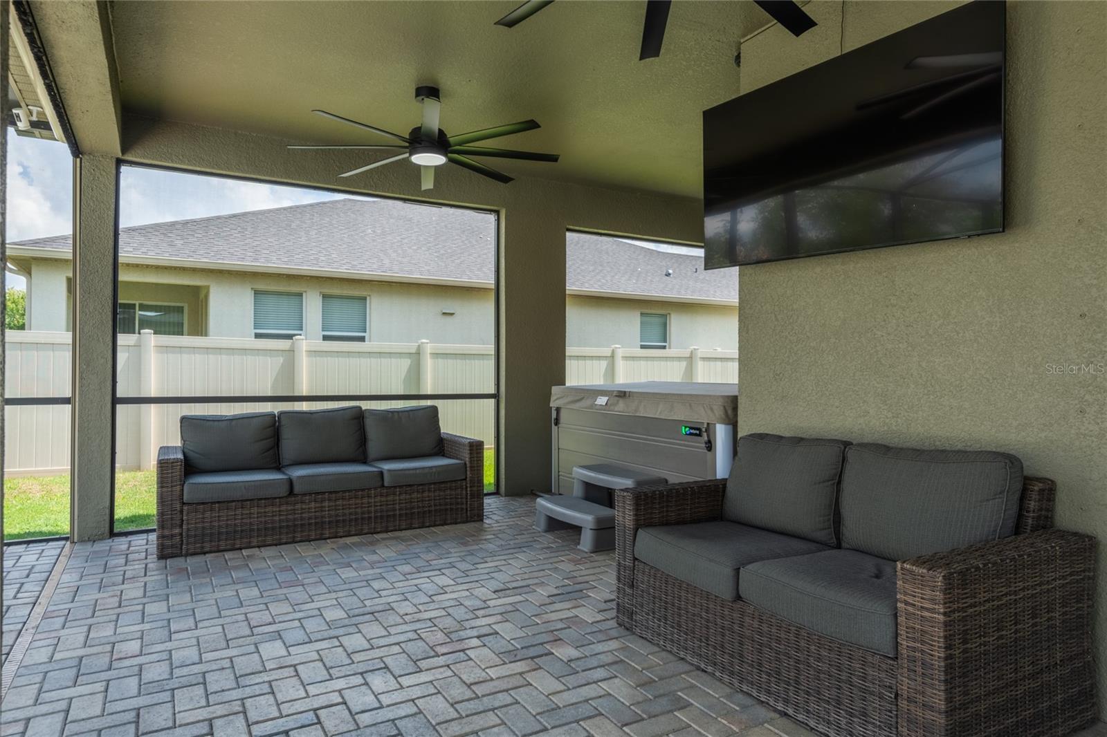 LUCAYA LAKE CLUB PH 2F - Residential