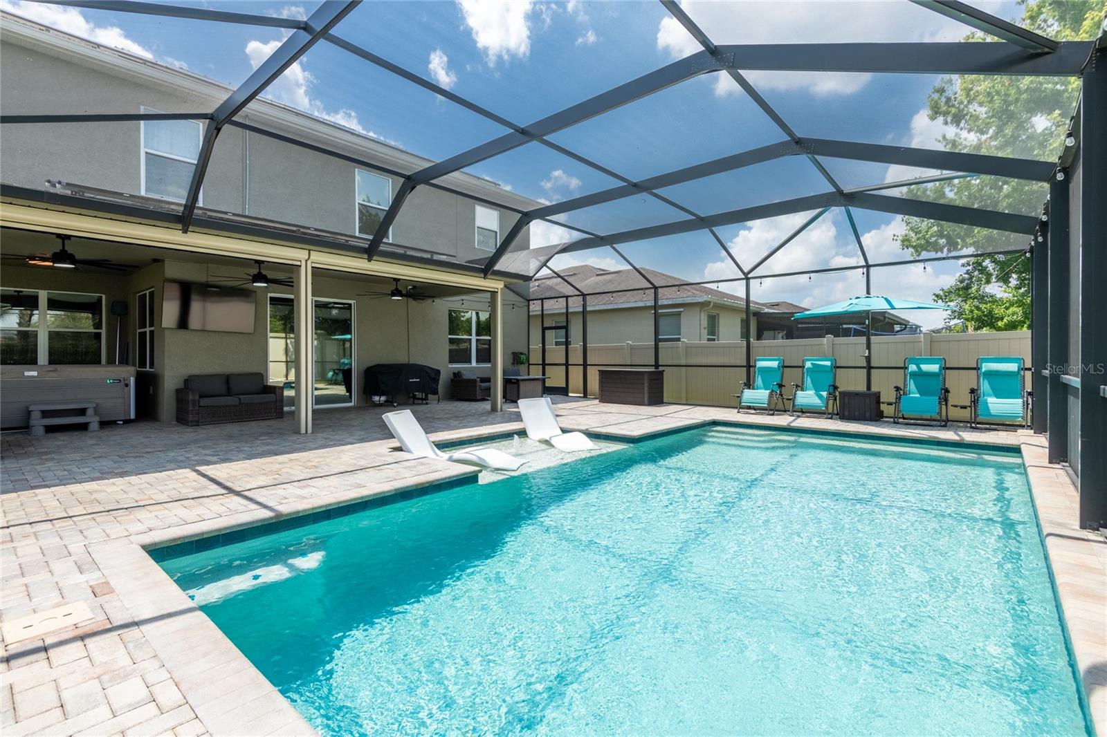 LUCAYA LAKE CLUB PH 2F - Residential
