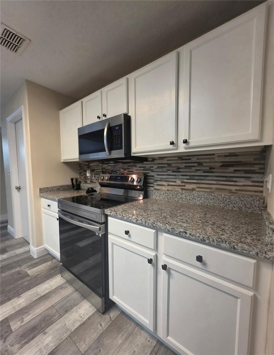 VISTAS 3RD ADD SUB - Residential