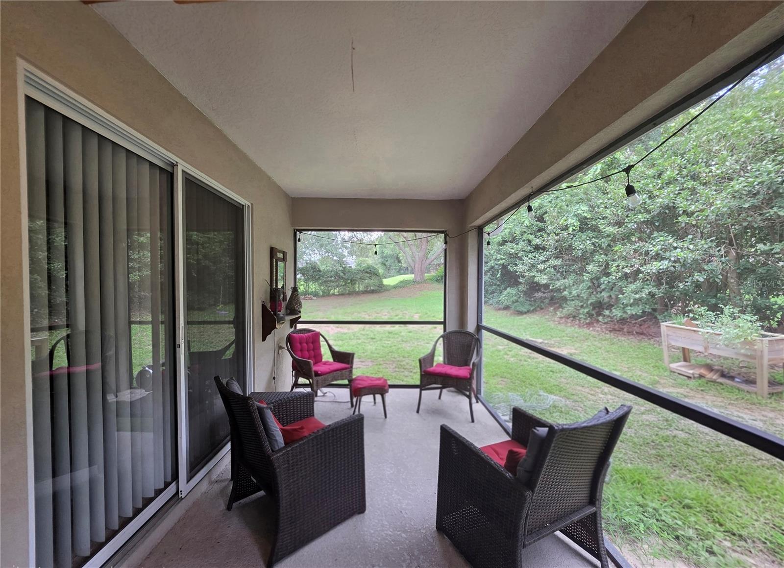 VISTAS 3RD ADD SUB - Residential