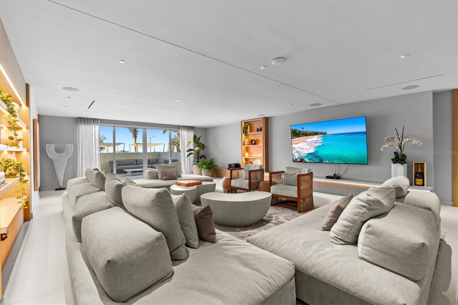 SERENA BY THE SEA - Residential