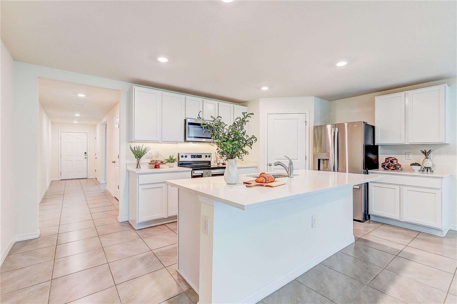 SPRING HILL - Residential