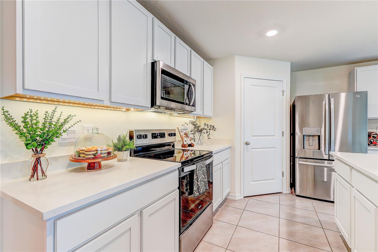 SPRING HILL - Residential