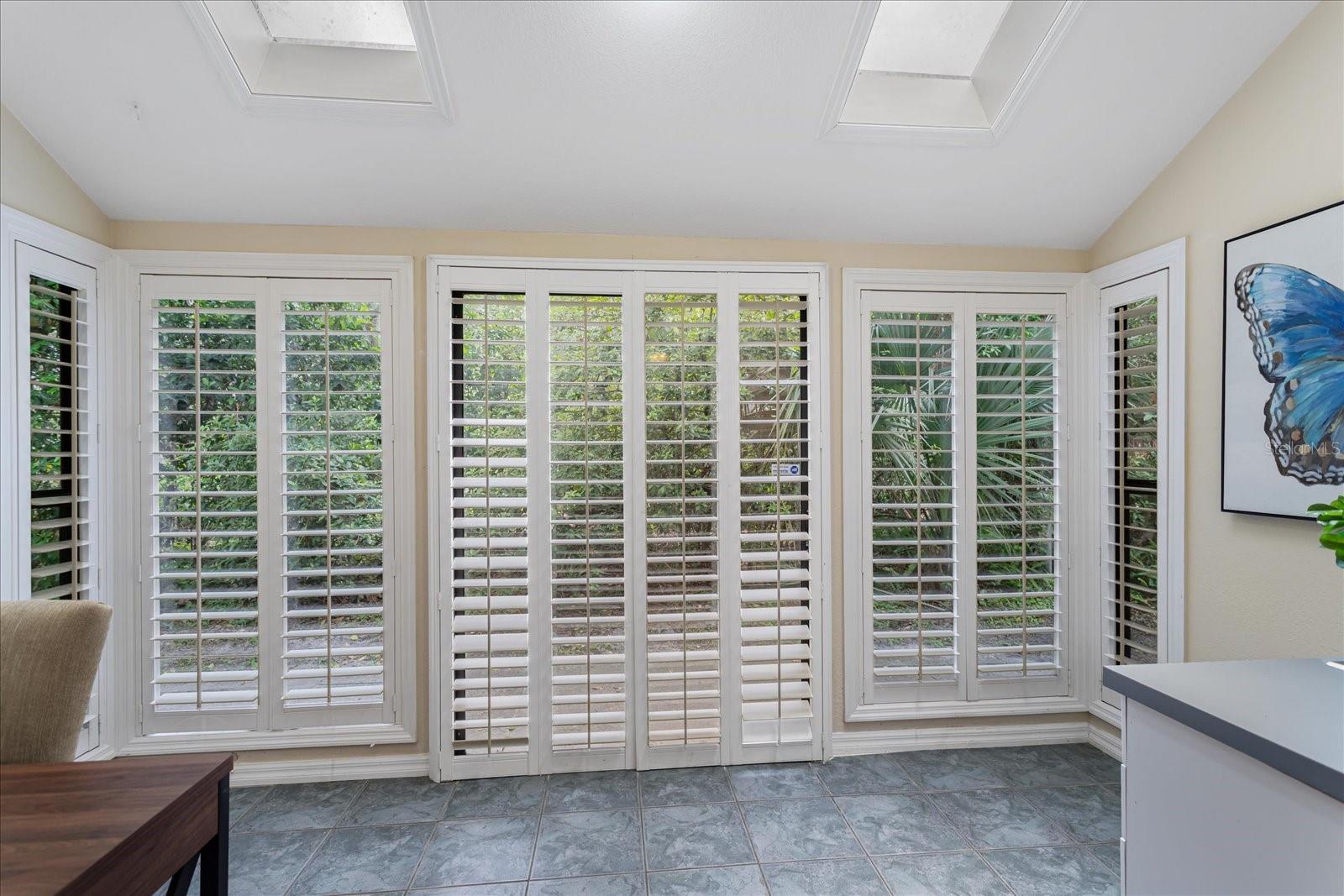 SHADOWBAY UNIT 1 - Residential