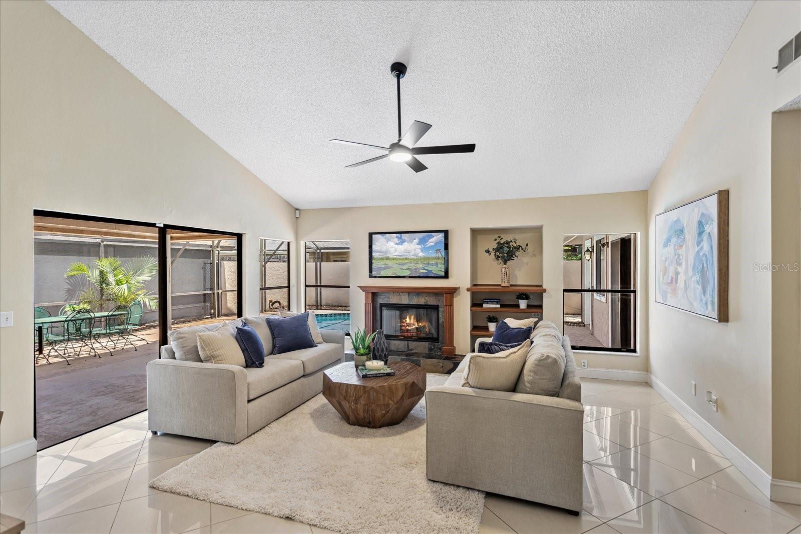 SHADOWBAY UNIT 1 - Residential