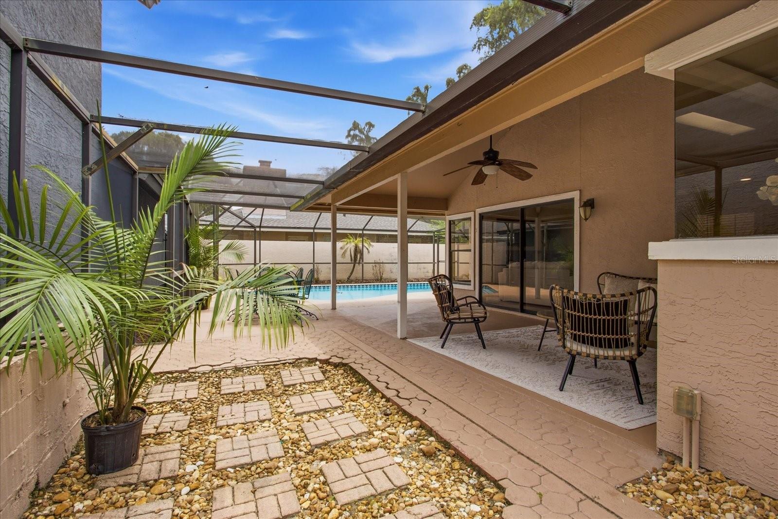 SHADOWBAY UNIT 1 - Residential
