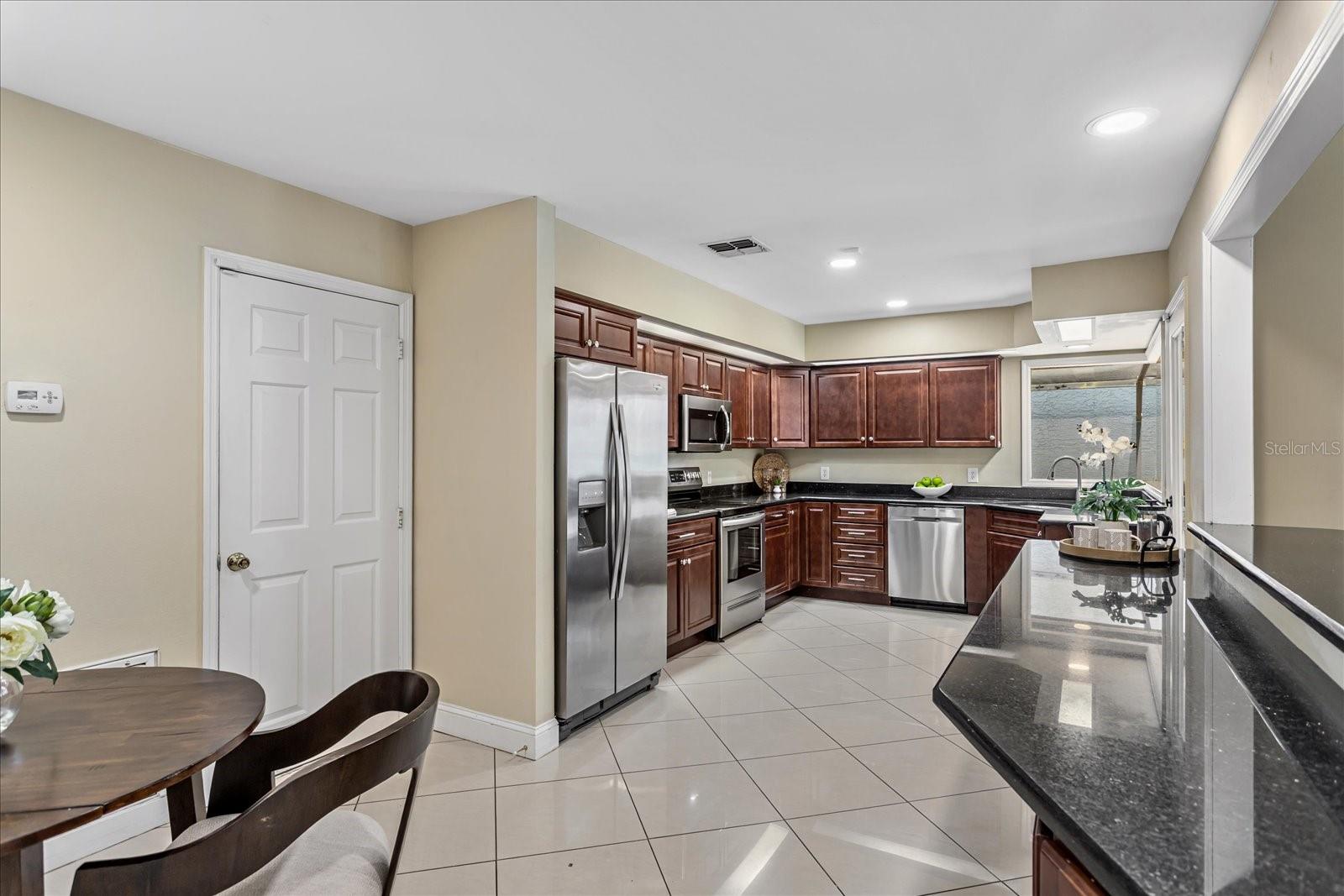 SHADOWBAY UNIT 1 - Residential