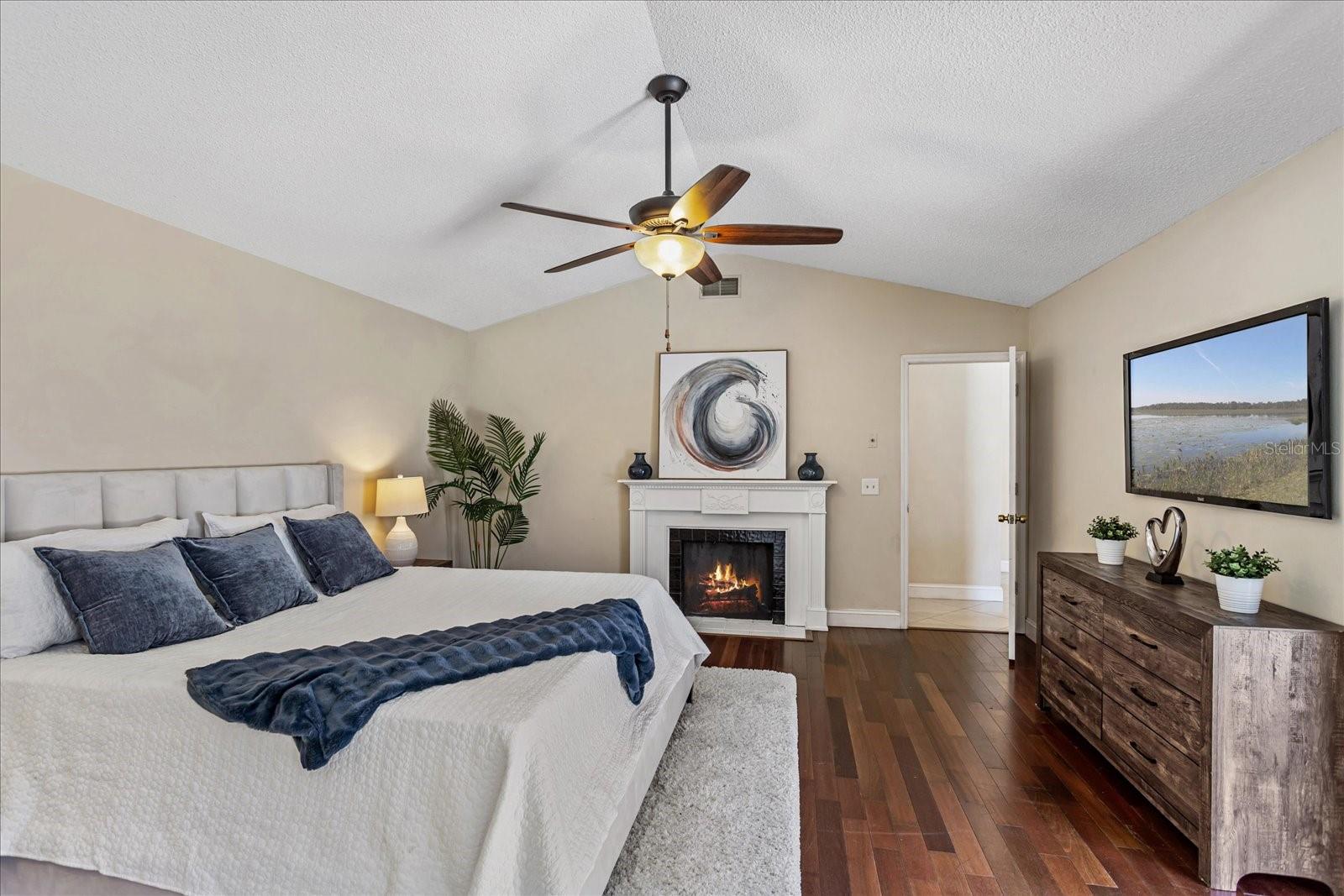 SHADOWBAY UNIT 1 - Residential