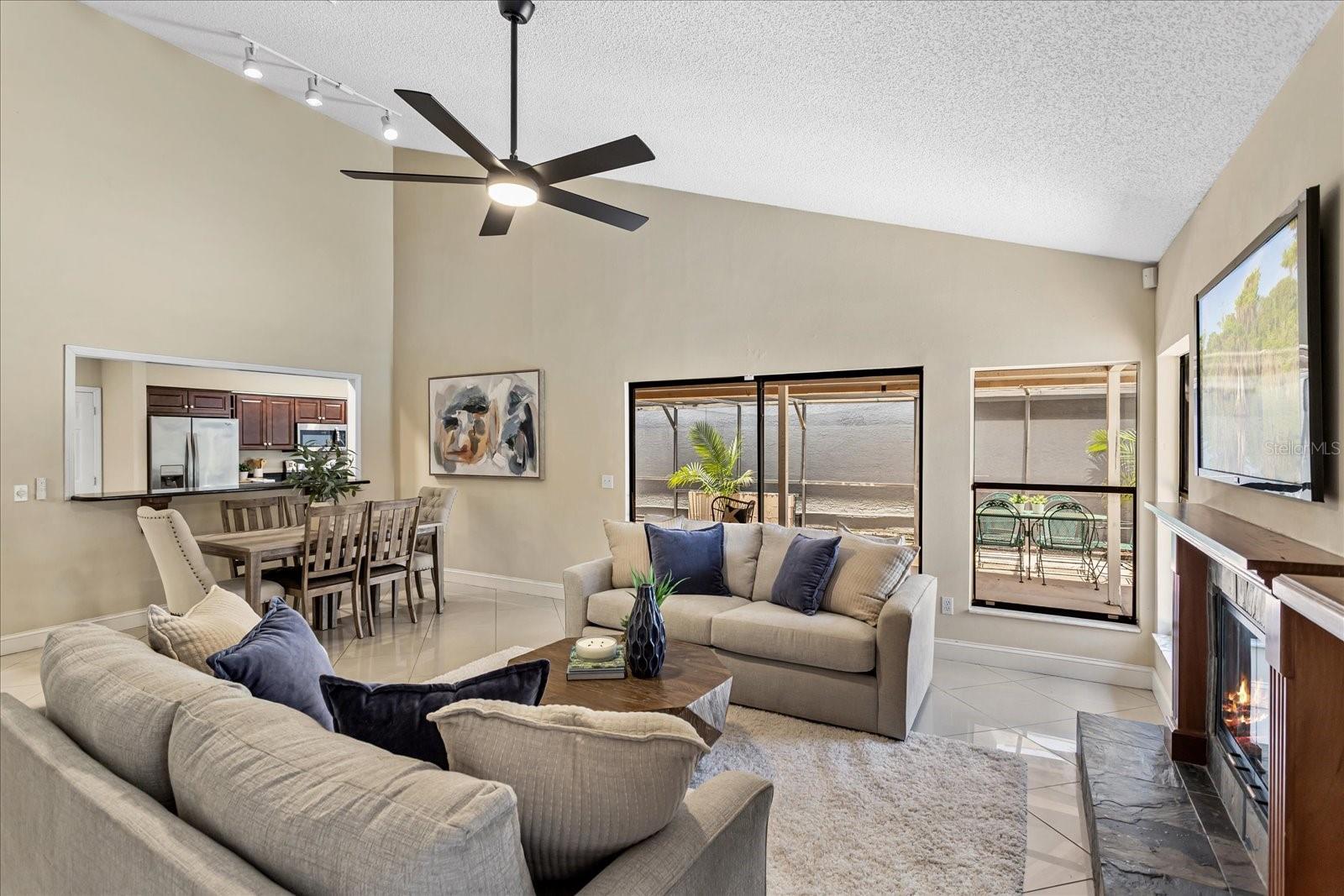SHADOWBAY UNIT 1 - Residential