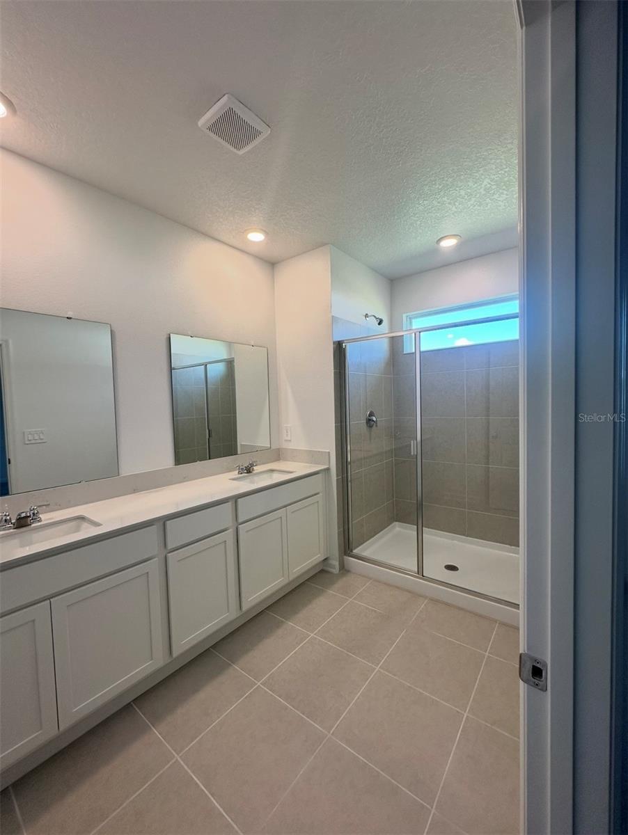 WELLNESS RDG PH 3 - Residential Lease