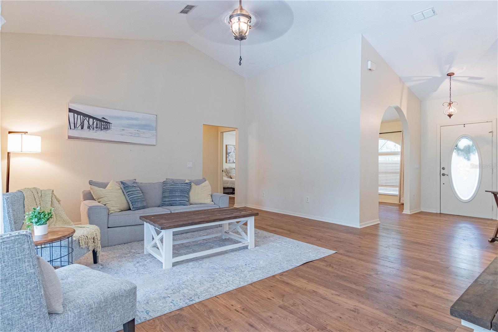 LAKE TROPICAN RANCHETTES UN 01 - Residential