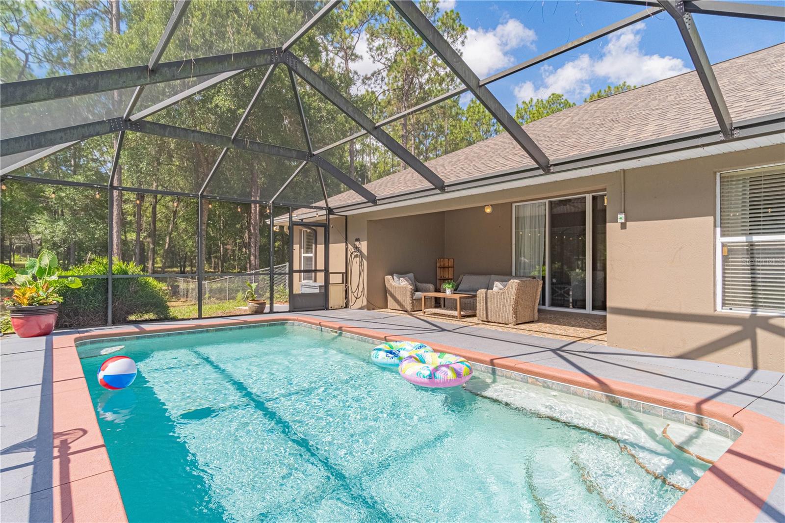LAKE TROPICAN RANCHETTES UN 01 - Residential