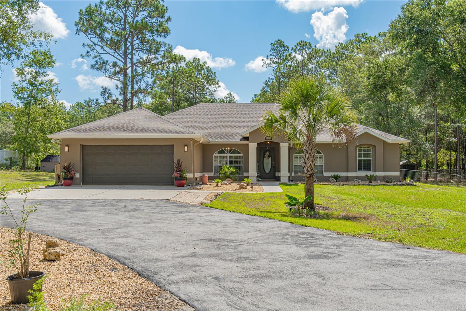 LAKE TROPICAN RANCHETTES UN 01 - Residential
