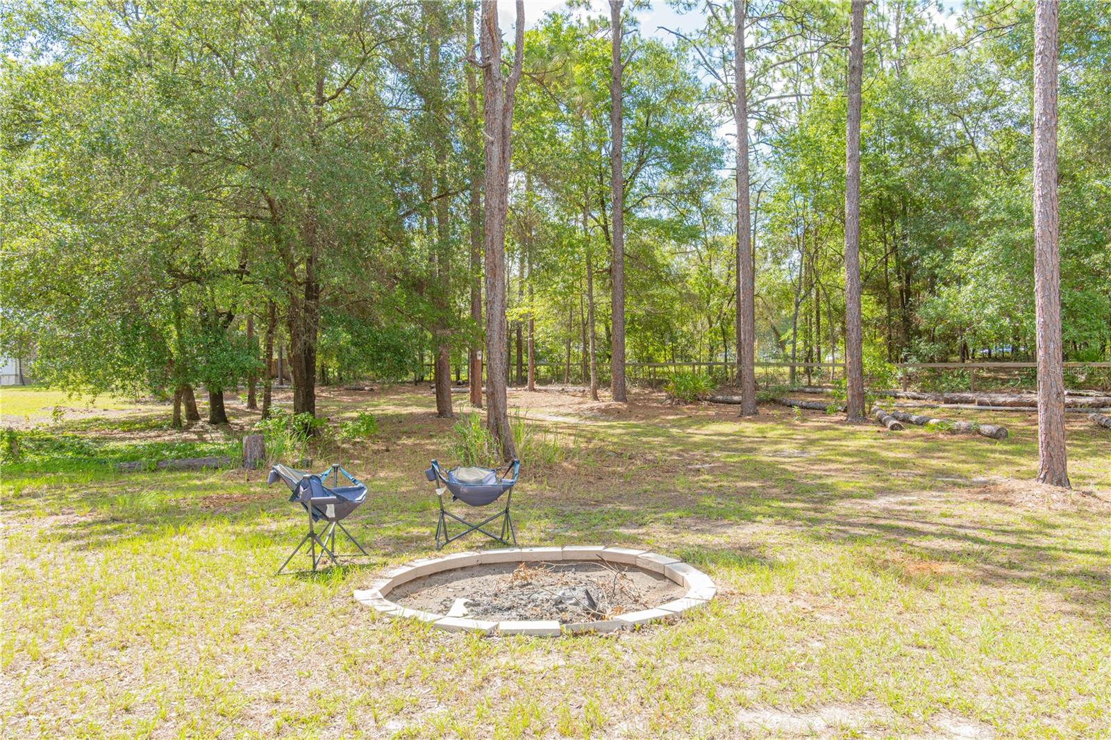 LAKE TROPICAN RANCHETTES UN 01 - Residential