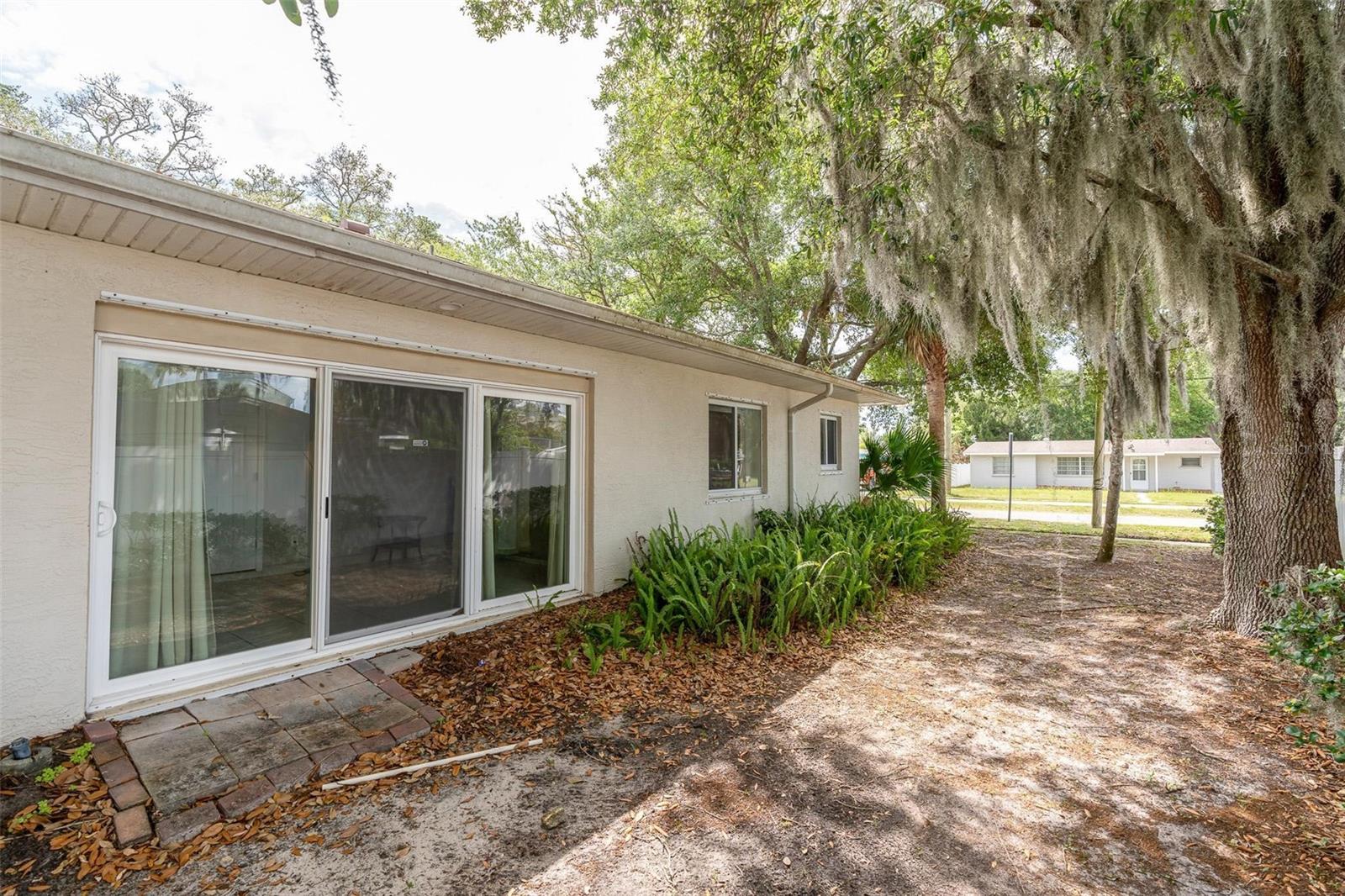 CAMARY MAUD GROVES SEC 02 - Residential