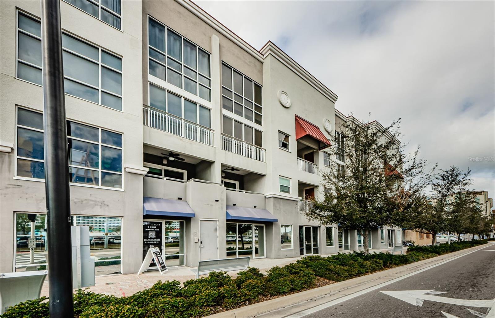 1000 CHANNELSIDE - Residential Lease