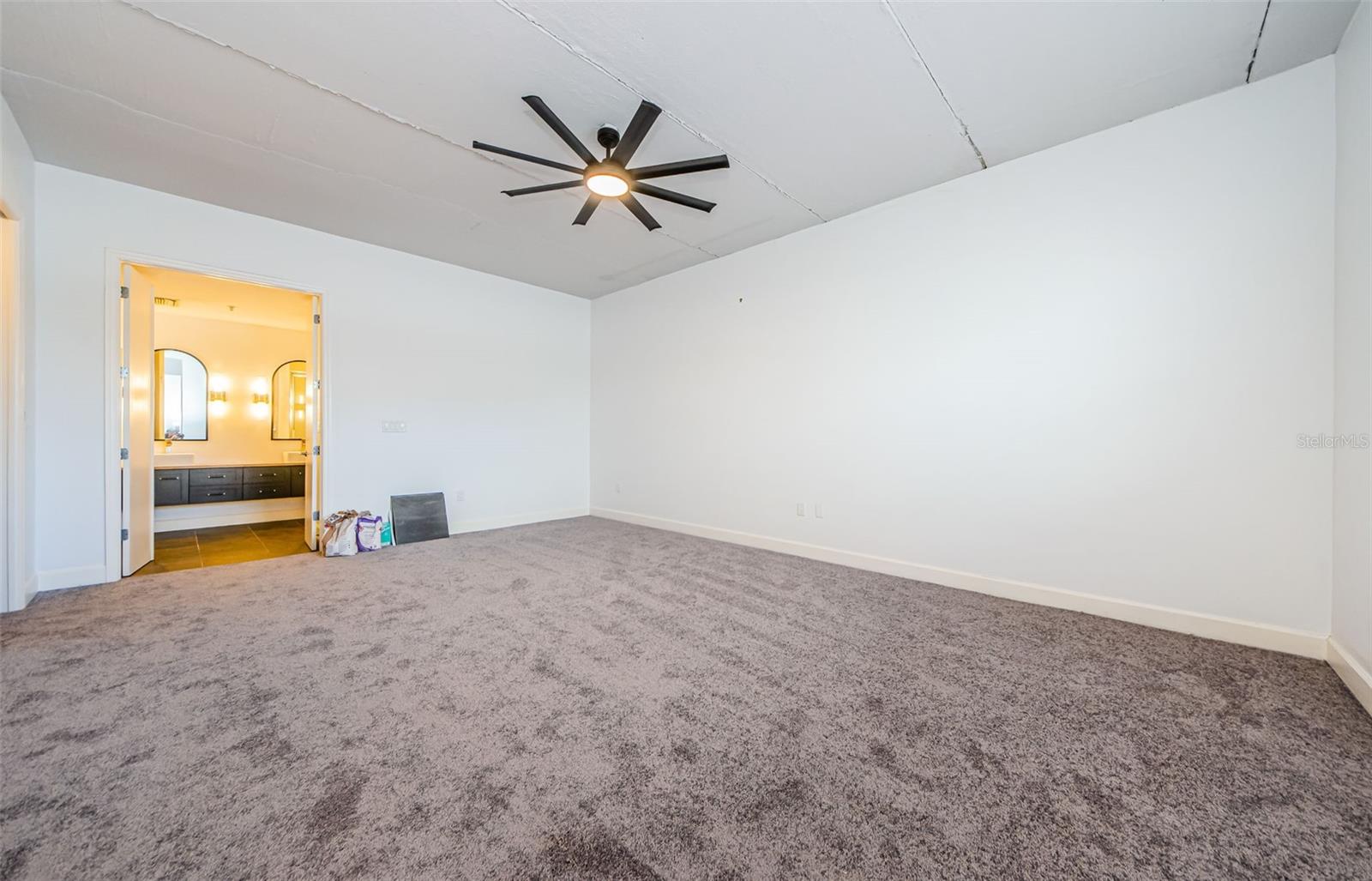 1000 CHANNELSIDE - Residential Lease