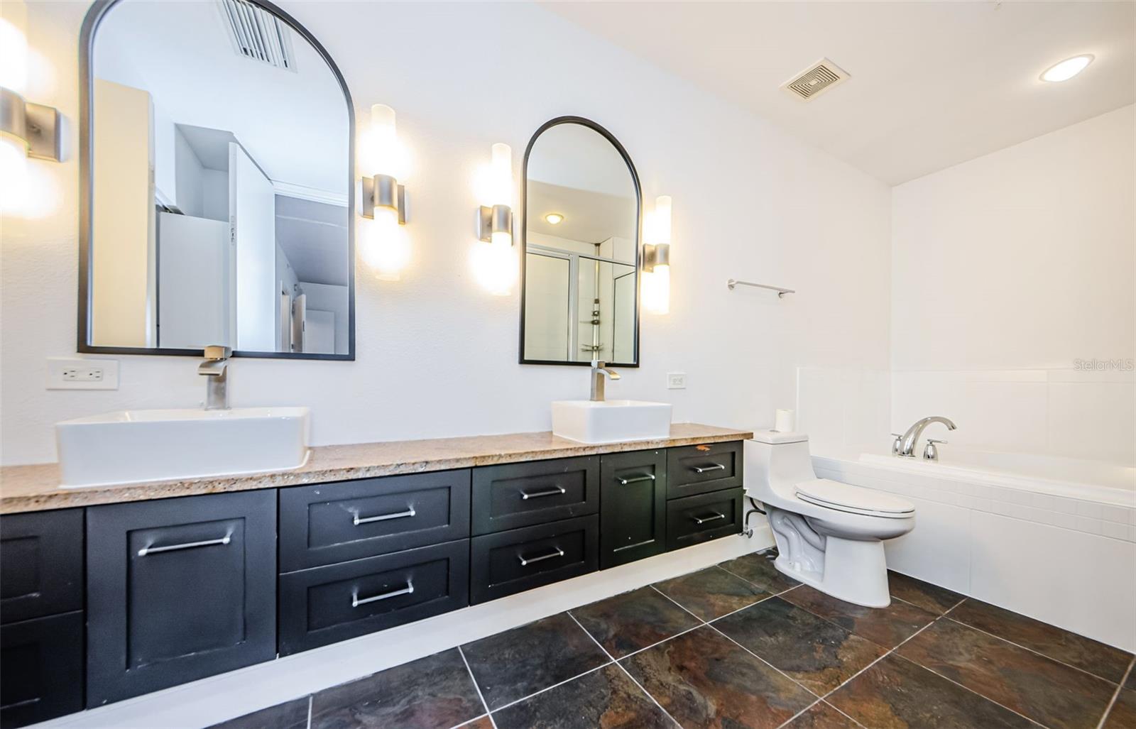 1000 CHANNELSIDE - Residential Lease