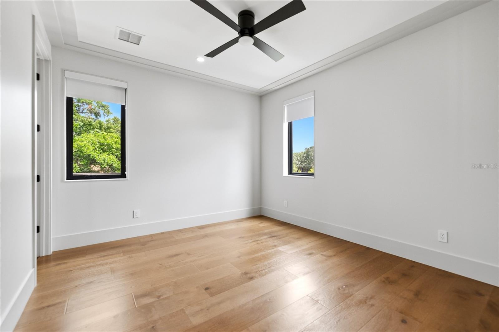 HORTON AARON - Residential